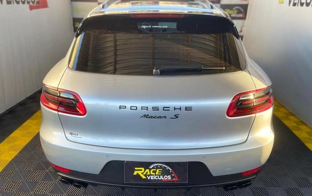 imagem-https://www.socarrao.com.br/sc-vehicle-images-prod/1912291/1789170224587-8143718_1_B_f0e526f329.jpeg