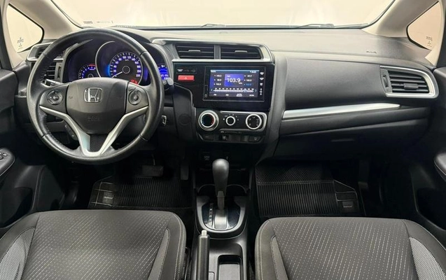 imagem-https://www.socarrao.com.br/sc-vehicle-images-prod/1913709/1785510732756-8143148_6_B_3e60471493.jpeg