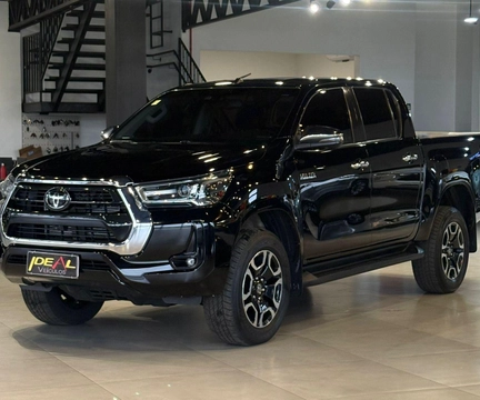 Toyota Hilux SW4 2022 Preto — foto 1 de 3