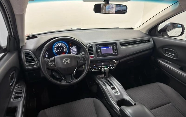 imagem-https://www.socarrao.com.br/sc-vehicle-images-prod/1914634/1784036146035-8071836_16_B_46443d22db.jpeg