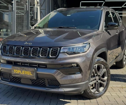 Jeep Compass 2026 Cinza — foto 1 de 3
