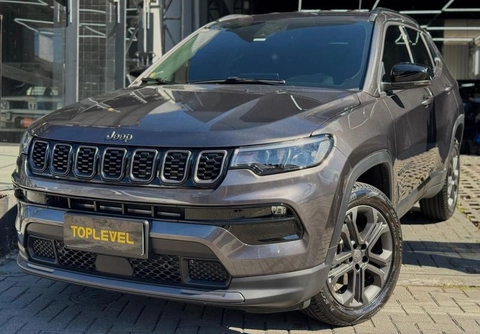 Jeep Compass 2026 Cinza — foto 1 de 3