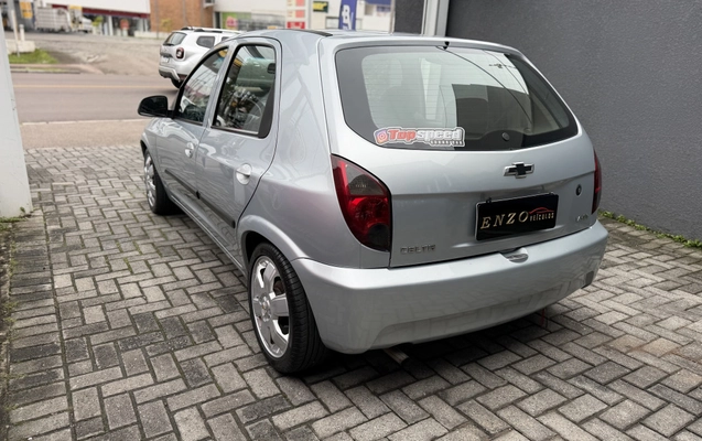 imagem-https://www.socarrao.com.br/sc-vehicle-images-prod/1914856/1786995347099-vehicle_image_1780068848_42f110ed9e7648d63b1ca14080a1086a.jpeg
