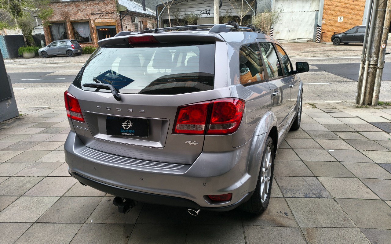 imagem-https://www.socarrao.com.br/sc-vehicle-images-prod/1915108/1781889602838-SU1HXzIwMjYwNjE4XzEyNTM0ODgwOF9IRFIuanBn.jpg