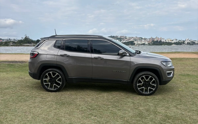 imagem-https://www.socarrao.com.br/sc-vehicle-images-prod/1915138/1780335763632-003_69cd92b86d5b473b414cc4193afeff0c.jpeg