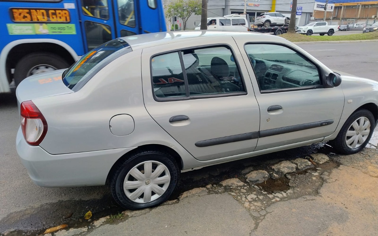 imagem-https://www.socarrao.com.br/sc-vehicle-images-prod/1915139/1780335768988-V2hhdHNBcHAgSW1hZ2UgMjAyNi0wNi0wMSBhdCAxNC4wOC4zOSAoMikuanBlZw.jpeg