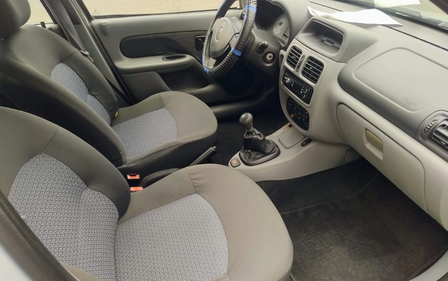 imagem-https://www.socarrao.com.br/sc-vehicle-images-prod/1915139/1790797988958-V2hhdHNBcHAgSW1hZ2UgMjAyNi0wOS0zMCBhdCAxNi41MC4xNSAoMSkuanBlZw.jpeg