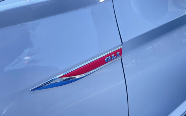 imagem-https://www.socarrao.com.br/sc-vehicle-images-prod/1915158/1780335974685-1_024500.jpg