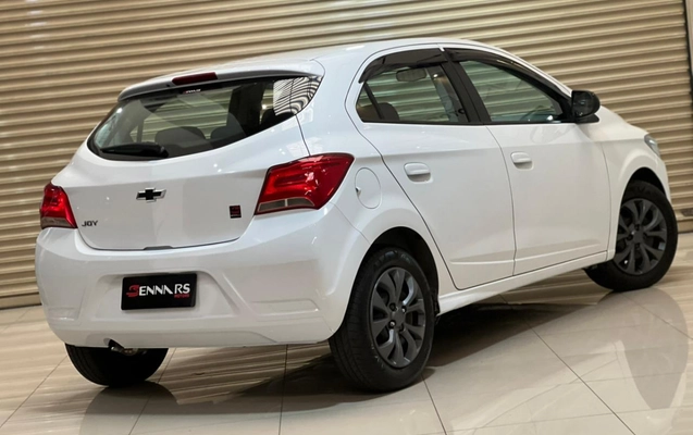 imagem-https://www.socarrao.com.br/sc-vehicle-images-prod/1915394/1780337175668-fkUx6Tziz5RKN4YHge9eyR4ERTsRIYEq.jpg