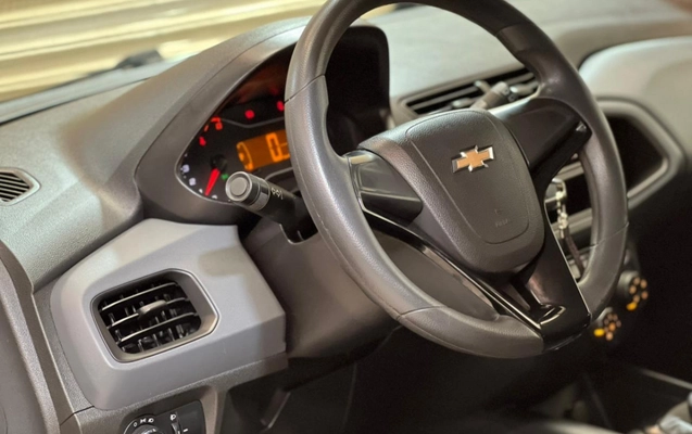 imagem-https://www.socarrao.com.br/sc-vehicle-images-prod/1915394/1780337175670-aa6VEWueMT7MZvZzM79S08HZIGwlXhOZ.jpg