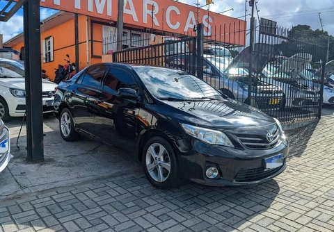 Toyota Corolla 2013 Preto — foto 1 de 3
