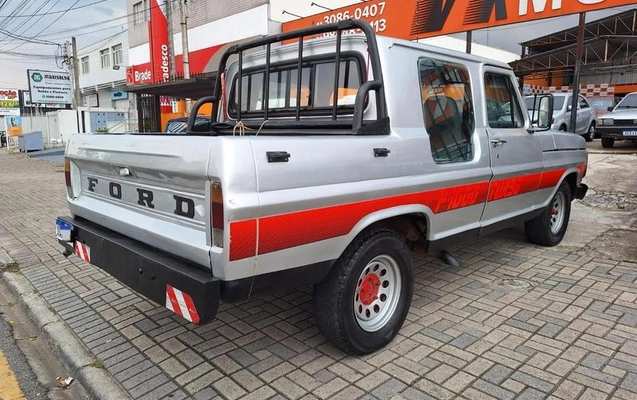 imagem-https://www.socarrao.com.br/sc-vehicle-images-prod/1915519/1780337660293-6293612_0_B_5482652352.jpeg