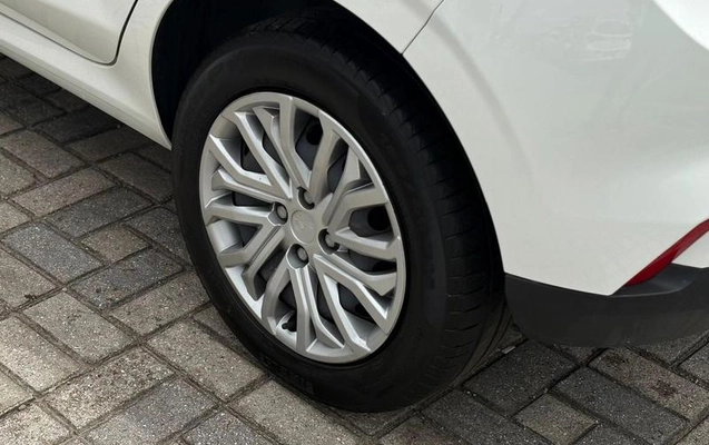 imagem-https://www.socarrao.com.br/sc-vehicle-images-prod/1915531/1780337673003-7642363_14_B_a07cb321d6.jpeg