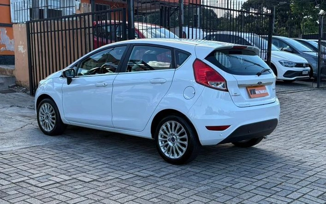 imagem-https://www.socarrao.com.br/sc-vehicle-images-prod/1915538/1780692905460-7819556_11_B_b075861c6c.jpeg