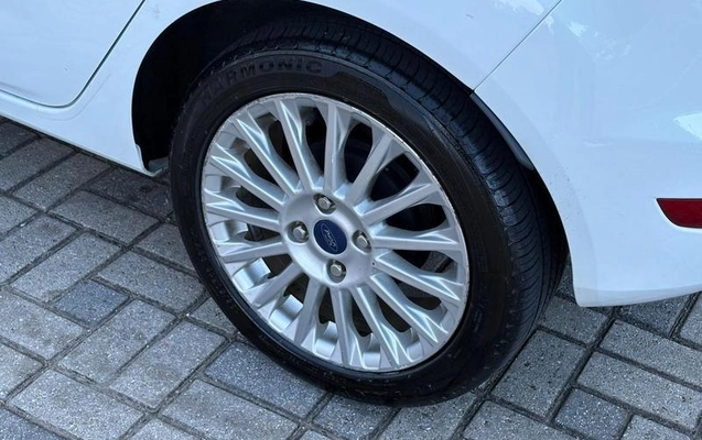 imagem-https://www.socarrao.com.br/sc-vehicle-images-prod/1915538/1780692905462-7819556_11_B_1049481e7f.jpeg