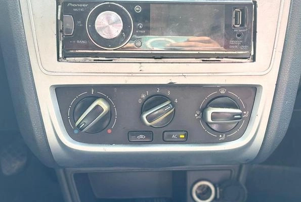 imagem-https://www.socarrao.com.br/sc-vehicle-images-prod/1915540/1780338659833-7854524_3_B_f528844acc.jpeg