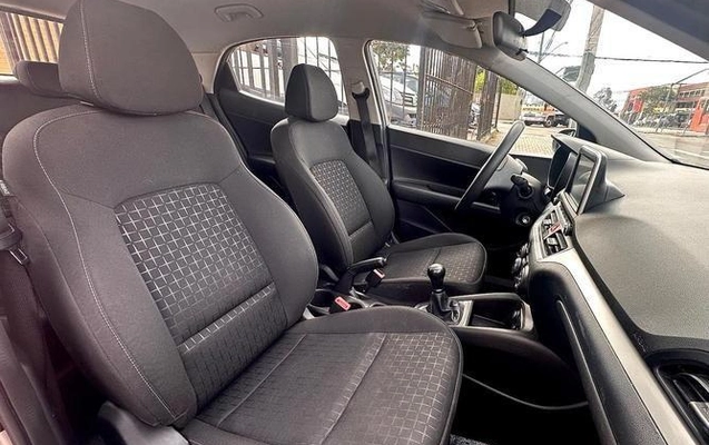 imagem-https://www.socarrao.com.br/sc-vehicle-images-prod/1915547/1780337710706-7928121_7_B_1e370f190d.jpeg