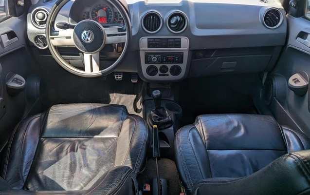 imagem-https://www.socarrao.com.br/sc-vehicle-images-prod/1915555/1780337719537-8030168_14_B_1471bfd51f.jpeg