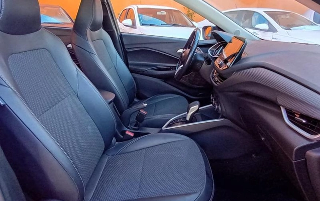 imagem-https://www.socarrao.com.br/sc-vehicle-images-prod/1915562/1780337726141-8071050_7_B_cf329ff974.jpeg