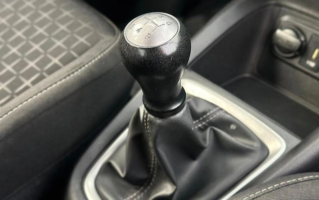 imagem-https://www.socarrao.com.br/sc-vehicle-images-prod/1915566/1780337730174-8107351_1_B_ab41ad6b6a.jpeg