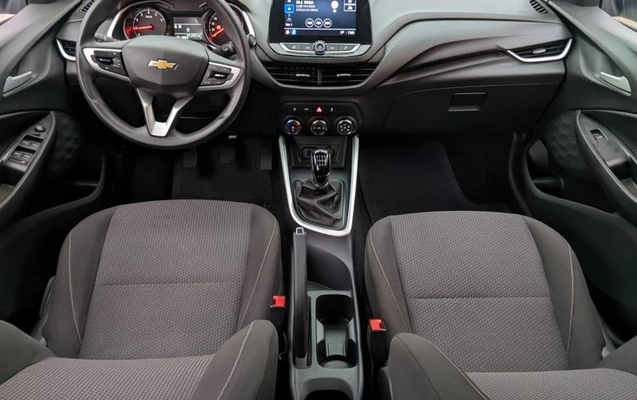 imagem-https://www.socarrao.com.br/sc-vehicle-images-prod/1915570/1780692909053-8122015_14_B_be1fe01f13.jpeg