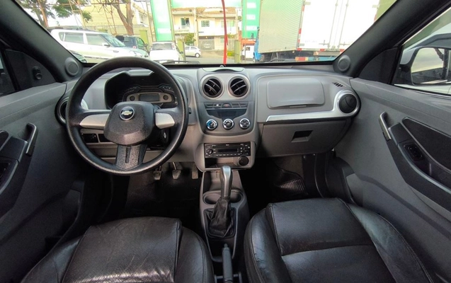 imagem-https://www.socarrao.com.br/sc-vehicle-images-prod/1915575/1780337751577-SU1HXzIwMjUxMjAyXzE3NTMzNyAoQ29weSkuanBn.jpg