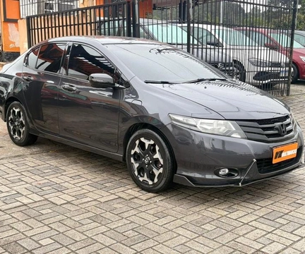 Honda City 2011 Cinza — foto 1 de 3