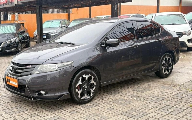 imagem-https://www.socarrao.com.br/sc-vehicle-images-prod/1915769/1780338541648-8039272_1_B_6a61f345b8.jpeg
