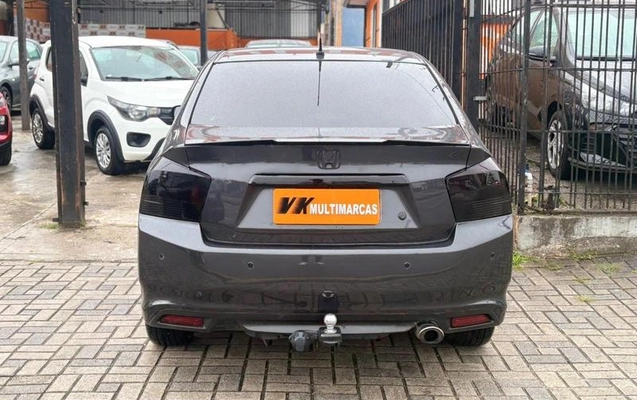 imagem-https://www.socarrao.com.br/sc-vehicle-images-prod/1915769/1780338541659-8039272_12_B_51fbde203c.jpeg