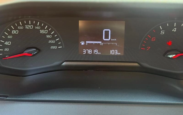 imagem-https://www.socarrao.com.br/sc-vehicle-images-prod/1915946/1780339247805-7787519_1_B_78c9f61606.jpeg