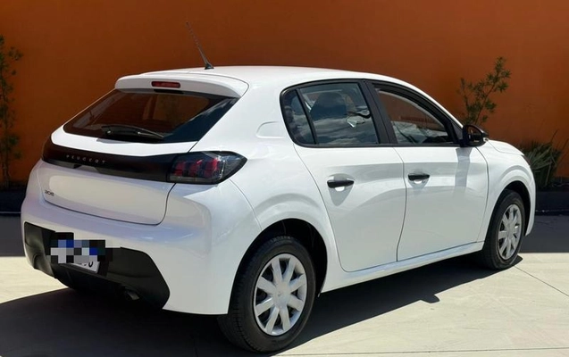 imagem-https://www.socarrao.com.br/sc-vehicle-images-prod/1915946/1780339247815-7787519_6_B_bc3314c0ee.jpeg