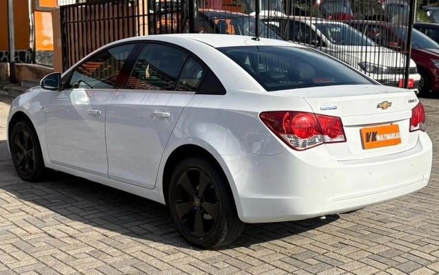 imagem-https://www.socarrao.com.br/sc-vehicle-images-prod/1916046/1780339863825-8031669_2_B_cbfaac77f9.jpeg