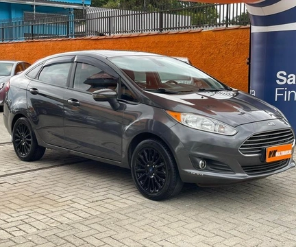Ford Fiesta 2017 Cinza — foto 1 de 3
