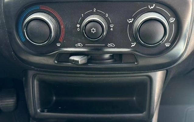 imagem-https://www.socarrao.com.br/sc-vehicle-images-prod/1916180/1780340334558-7926414_2_B_b3be47812e.jpeg