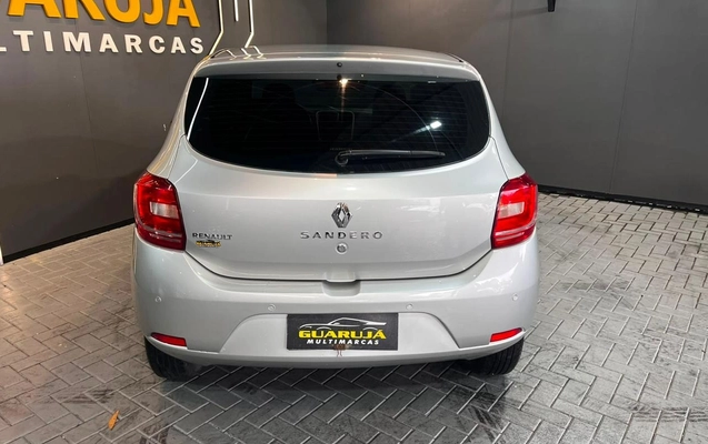 imagem-https://www.socarrao.com.br/sc-vehicle-images-prod/1916467/1780341773309-NS5qcGVn.jpeg