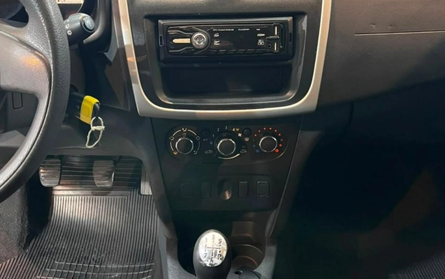 imagem-https://www.socarrao.com.br/sc-vehicle-images-prod/1916467/1780341773533-OC5qcGVn.jpeg