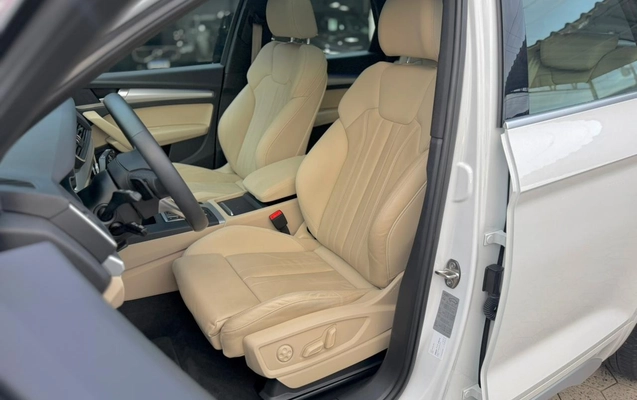 imagem-https://www.socarrao.com.br/sc-vehicle-images-prod/1917406/1780346290997-c7d444b3-79a8-4d5e-97e3-bc4c7ca491a4.jpg