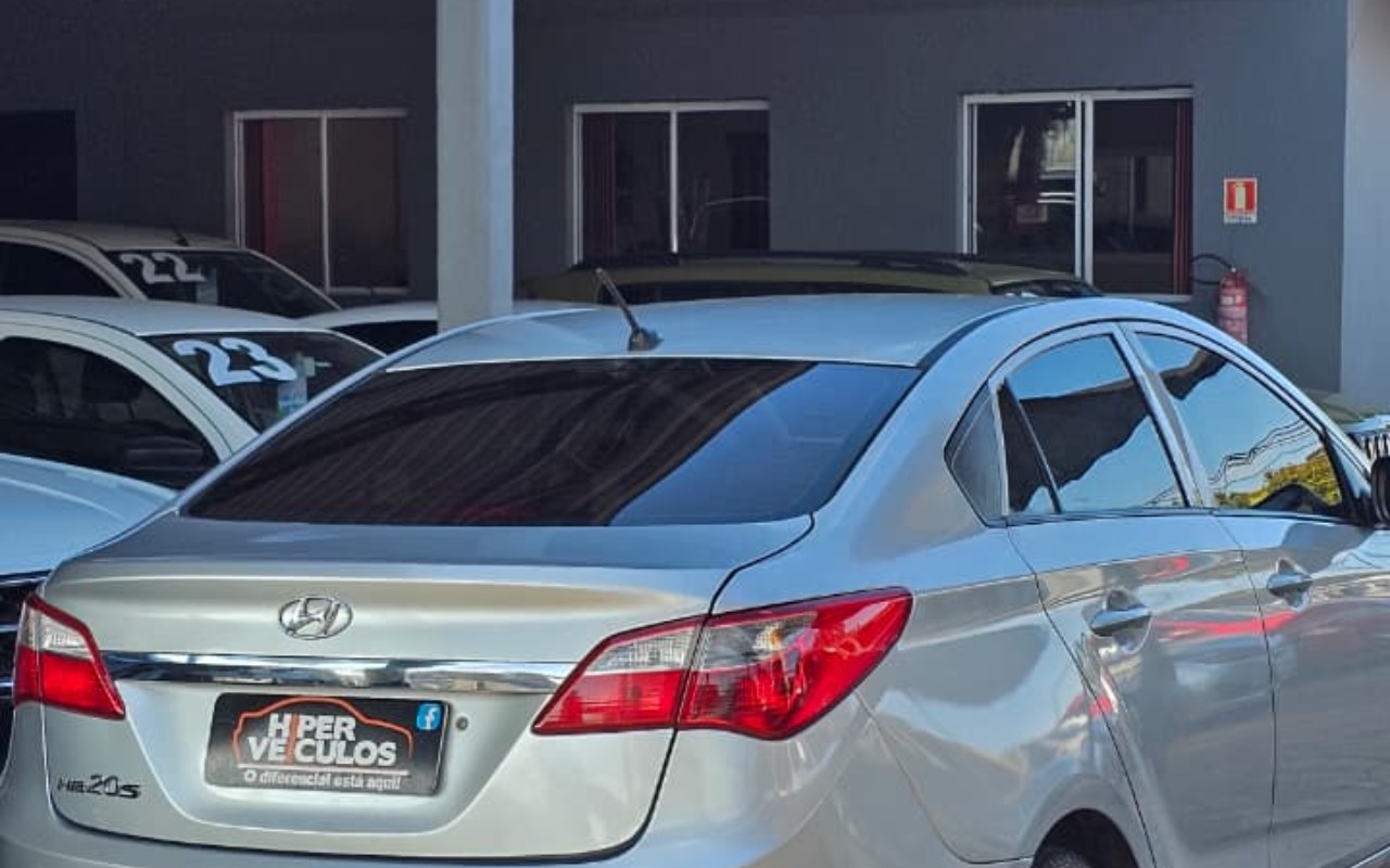 imagem-https://www.socarrao.com.br/sc-vehicle-images-prod/1917652/1780347654683-MmQ3ZTg5MDEtZmNlYy00Y2E4LTk5NzctNGE5OGIxY2Q4OTVjLmpwZw.jpg