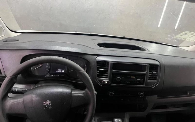 imagem-https://www.socarrao.com.br/sc-vehicle-images-prod/1927961/1789477240967-8145236_9_B_368dda6e57.jpeg