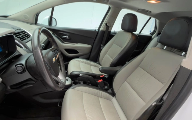 imagem-https://www.socarrao.com.br/sc-vehicle-images-prod/1927977/1780401970387-gb-12d60dc.jpeg