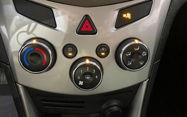 imagem-https://www.socarrao.com.br/sc-vehicle-images-prod/1927992/1786465373315-8125800_19_B_330e574b52.jpeg