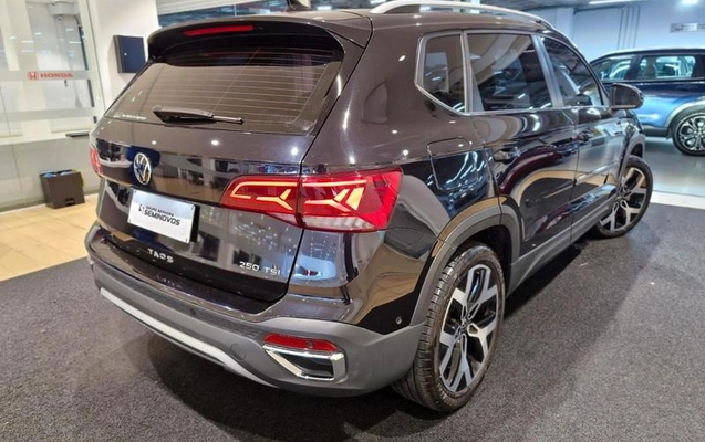 imagem-https://www.socarrao.com.br/sc-vehicle-images-prod/1928072/1789392479846-8147078_1_B_8d2fbe383c.jpeg