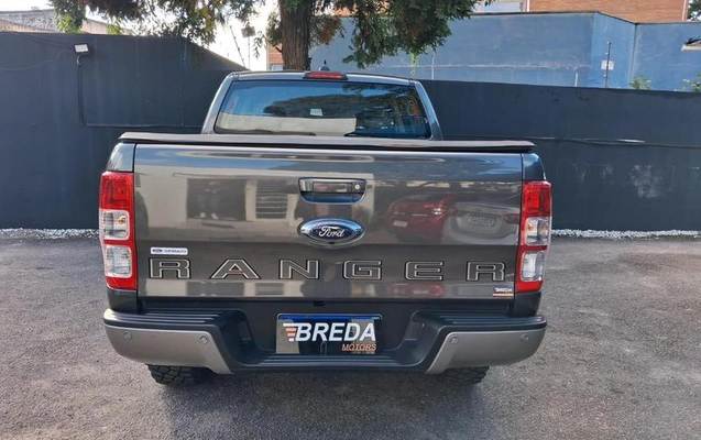 imagem-https://www.socarrao.com.br/sc-vehicle-images-prod/1928103/1784914531491-8147168_6_B_8d3f0c8ad6.jpeg