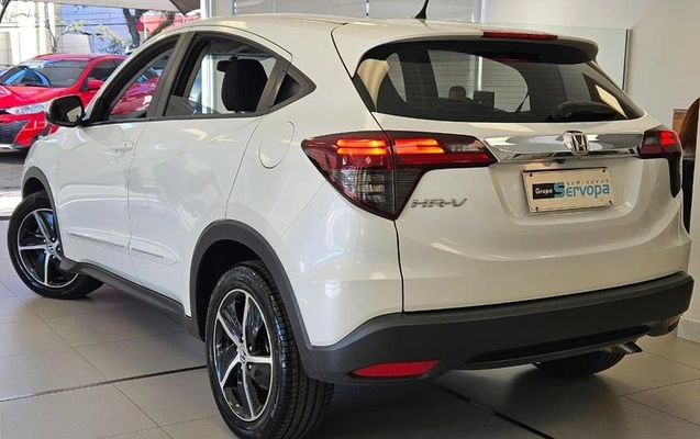 imagem-https://www.socarrao.com.br/sc-vehicle-images-prod/1928159/1788543537035-8131801_8_B_3f5182e0c4.jpeg