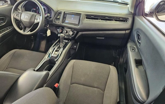 imagem-https://www.socarrao.com.br/sc-vehicle-images-prod/1928159/1788543537042-8131801_0_B_f64b649f7d.jpeg