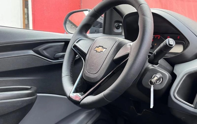 imagem-https://www.socarrao.com.br/sc-vehicle-images-prod/1928160/1786115416000-8020974_6_B_c77bb145c5.jpeg