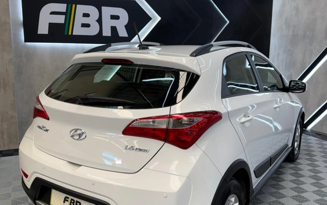 imagem-https://www.socarrao.com.br/sc-vehicle-images-prod/1928809/1780408203365-feb86809-db92-46e5-aa5b-04dec24e167b.jpg