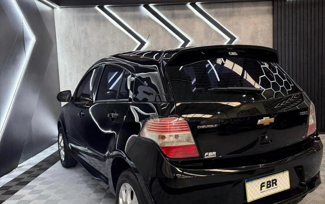 imagem-https://www.socarrao.com.br/sc-vehicle-images-prod/1928968/1782216726395-dd6b9451-bf6f-4947-b97b-b11c646bf93b.jpg