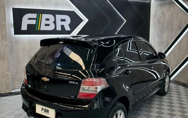 imagem-https://www.socarrao.com.br/sc-vehicle-images-prod/1928968/1782216726402-3e905b10-6f71-440f-8cb9-e984fc8fca6e.jpg