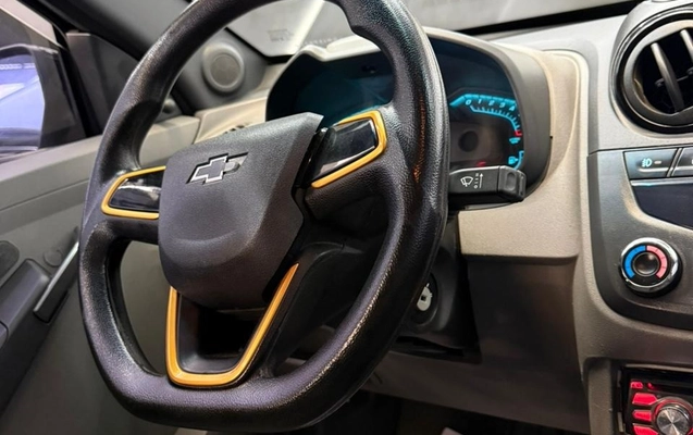 imagem-https://www.socarrao.com.br/sc-vehicle-images-prod/1928968/1782216726407-101aa4d6-f2d9-4b78-89d1-b61ff76f3a44.jpg